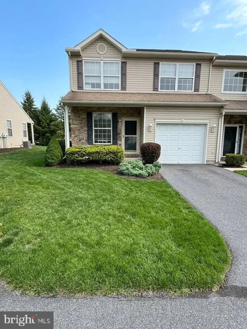 17 Helene Ct, Hamburg, PA 19526 - #1