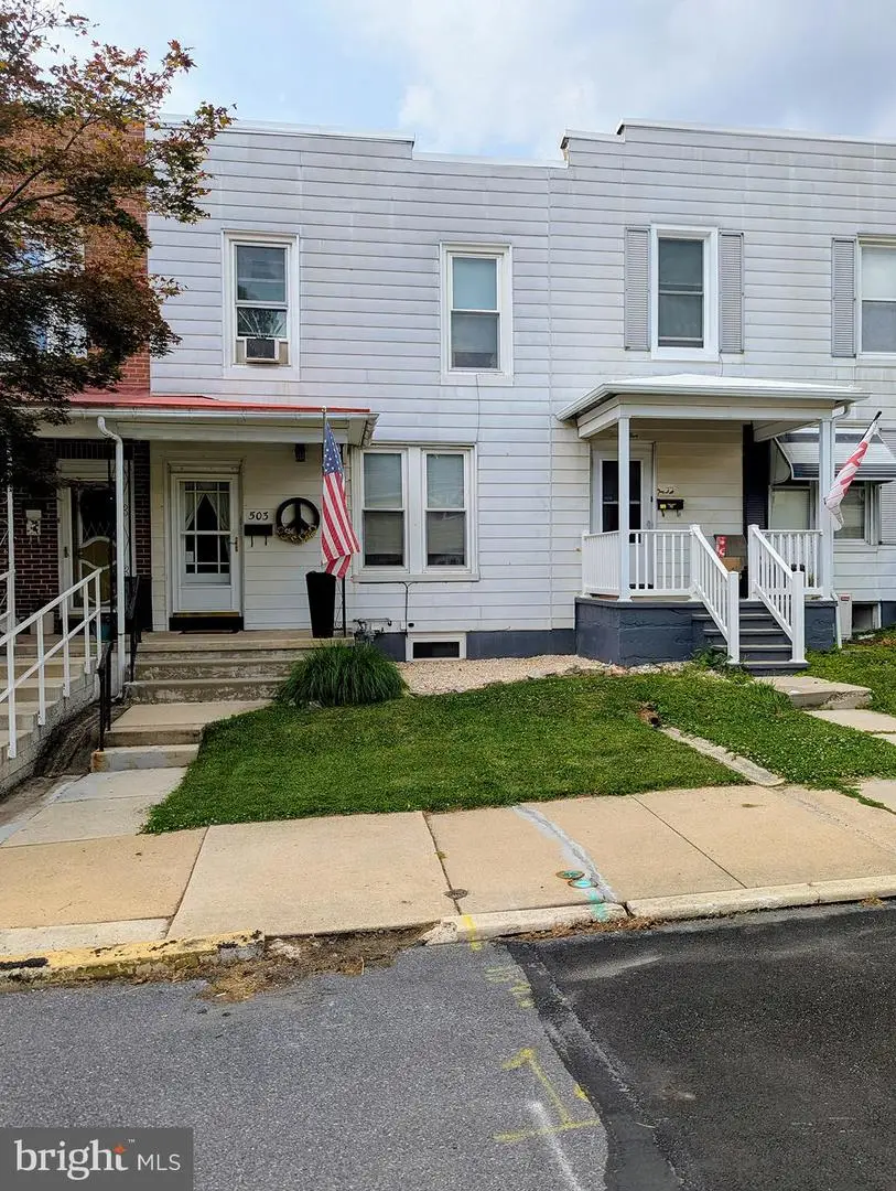 503 E Locust St, Fleetwood, PA 19522 - #1