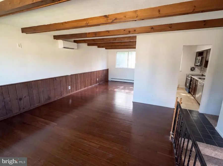 745 Pomander Ave, Reading, PA 19606 - #3