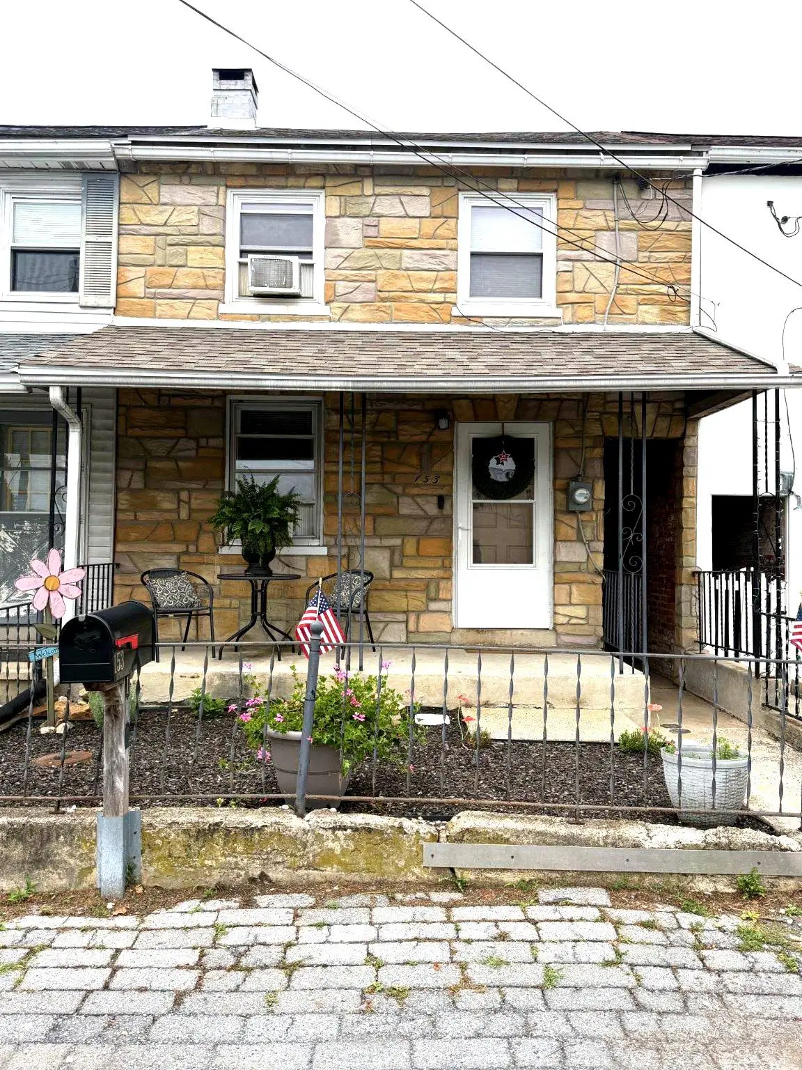 153 Spring Garden St, Leesport, PA 19533 - #1
