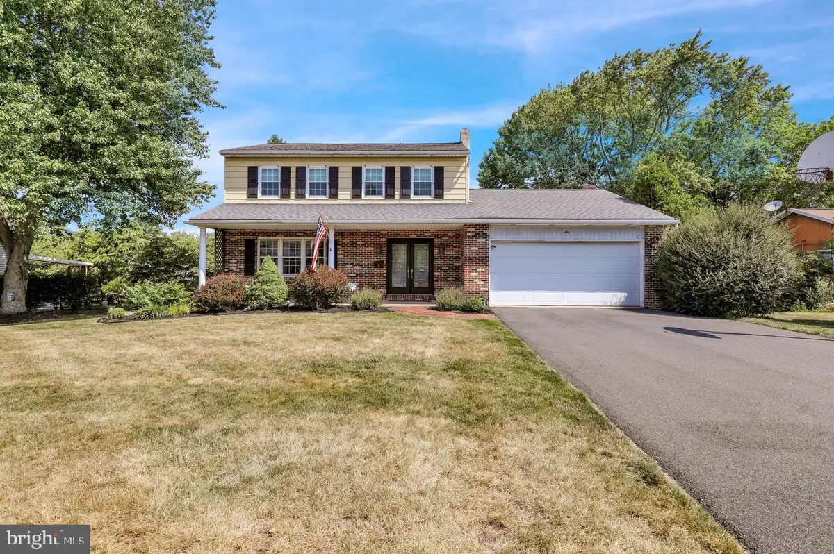 2 Willowwood Ct, Douglassville, PA 19518 - #1