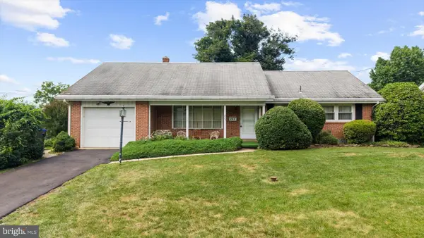 255 Orchard Hills Dr, BOYERTOWN, PA 19512