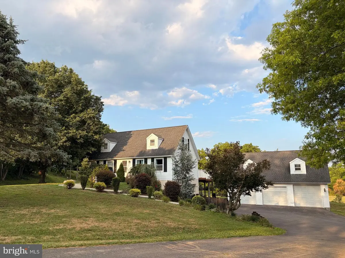 575 Mull Ave, Leesport, PA 19533 - #1