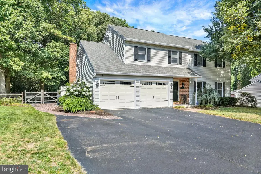 237 New Castle Dr, Reading, PA 19607 - #2