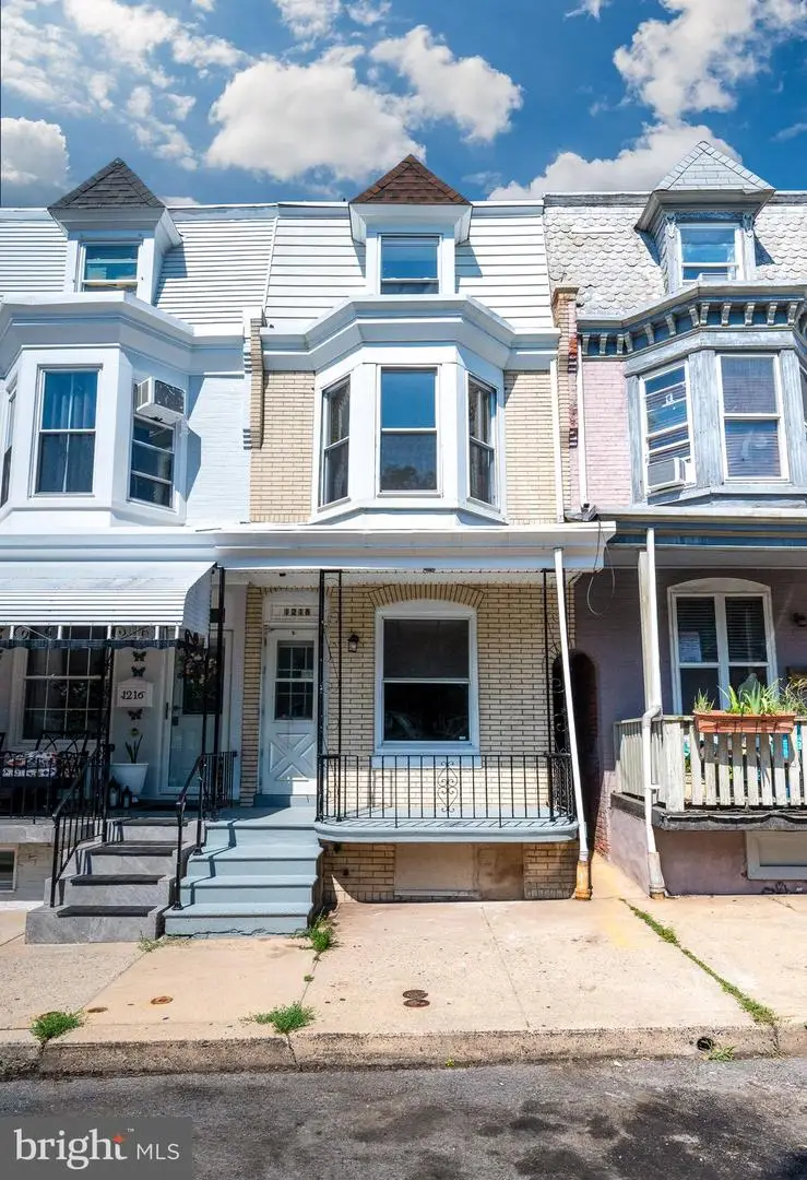 1218 Locust St, Reading, PA 19604 - #1