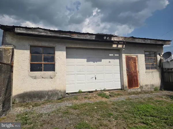 235 Cedar St, READING, PA 19601