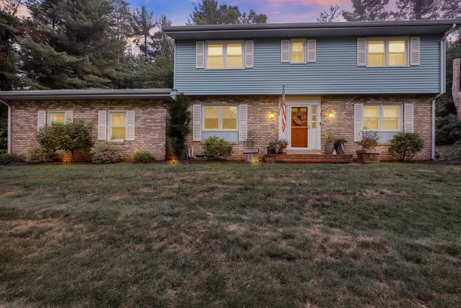 18 Hillside Rd, Birdsboro, PA 19508 - #2