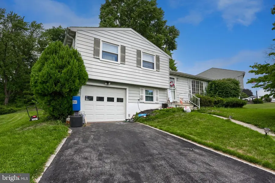 3605 Orchard Ct, Reading, PA 19606 - #2