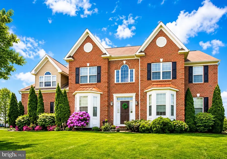 3002 Summer Meadow Dr, Douglassville, PA 19518 - #2
