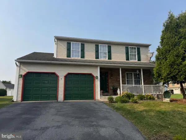 100 W Welsh Dr, DOUGLASSVILLE, PA 19518