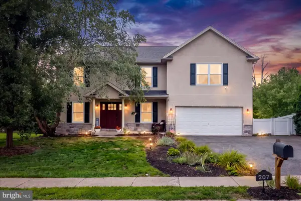 207 Balsam Dr, DOUGLASSVILLE, PA 19518