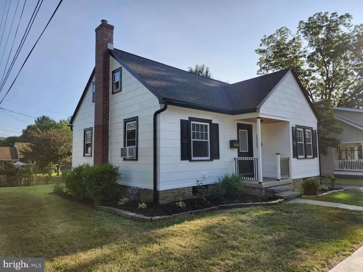 136 E Gaul St, Wernersville, PA 19565 - #1