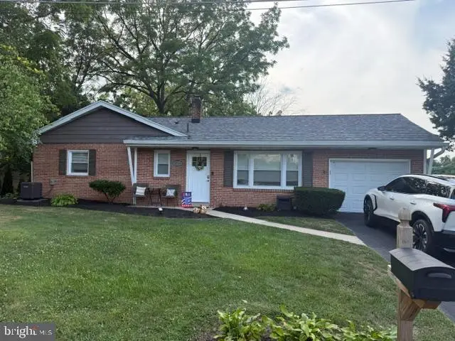 1024 Crestview Ave, Reading, PA 19607 - #1