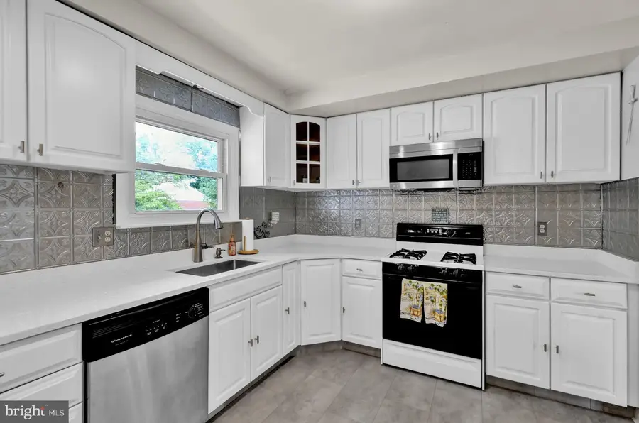 26 Wingert Rd, Wyomissing, PA 19610 - #3