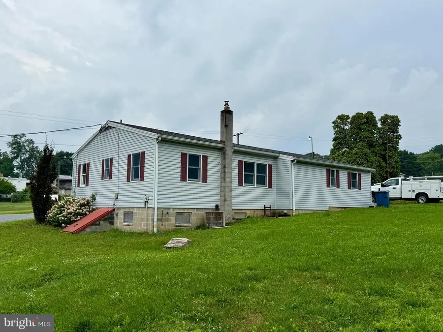29 Elm Ave, Temple, PA 19560 - #2