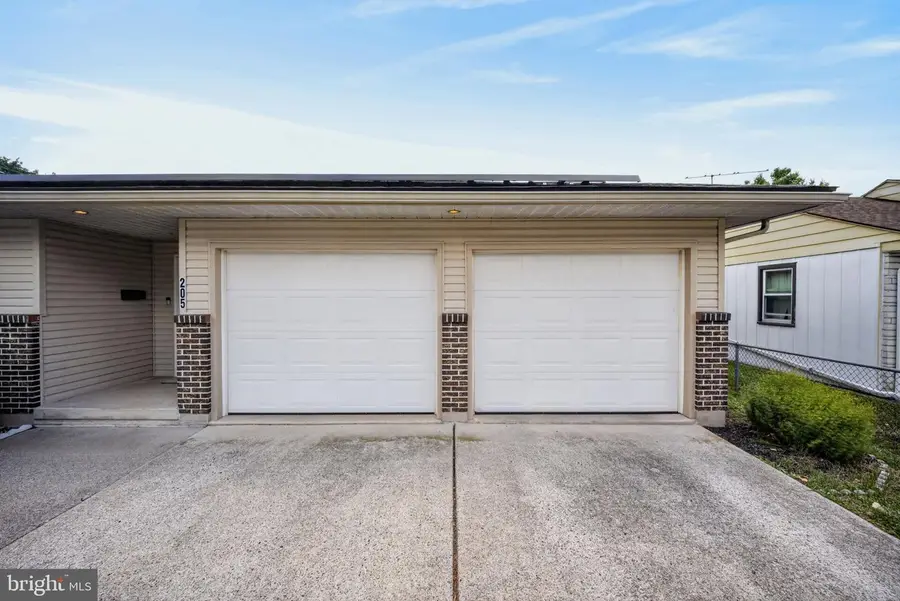 205 Elwyn Ave, Sinking Spring, PA 19608 - #3