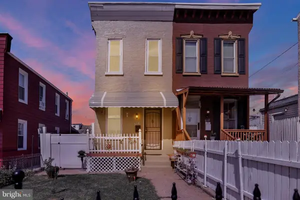 916 N 6th St, READING, PA 19601