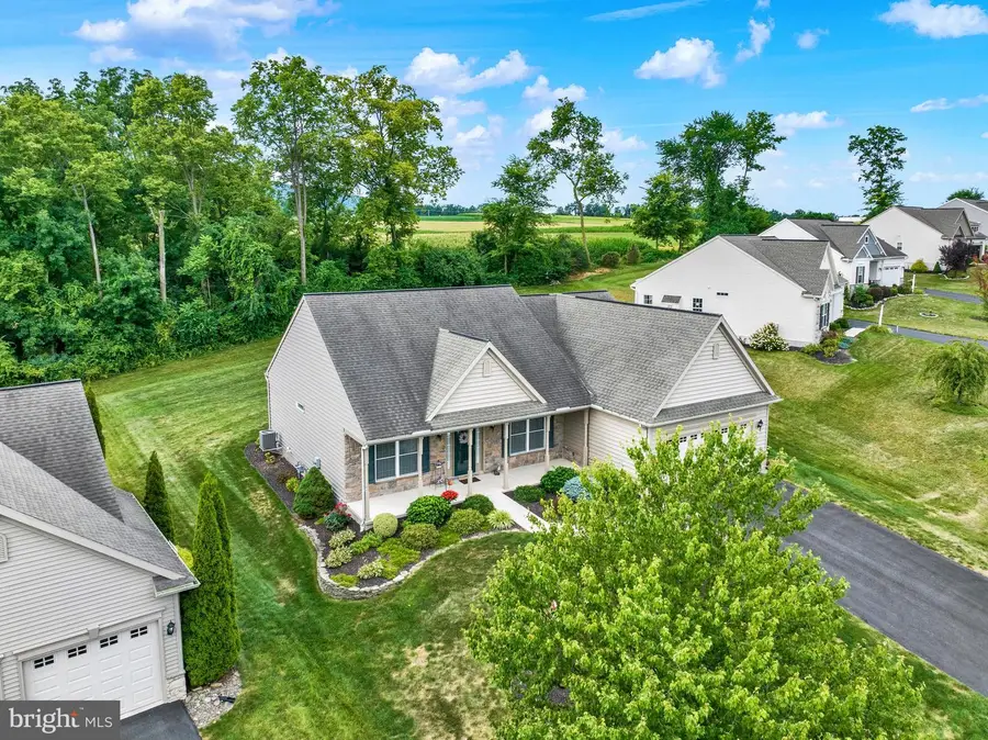 295 Copper Beech Ln, Womelsdorf, PA 19567 - #3