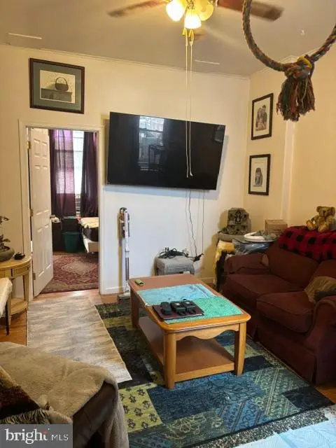 29 W 5th St, Boyertown, PA 19512 - #3