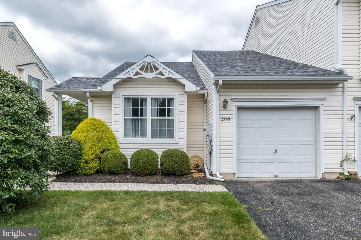 208 N 4th, Bally, PA 19503 - #1