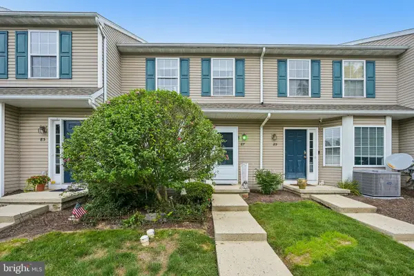 87 Horseshoe Dr, DOUGLASSVILLE, PA 19518