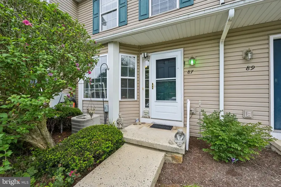 87 Horseshoe Dr, Douglassville, PA 19518 - #3