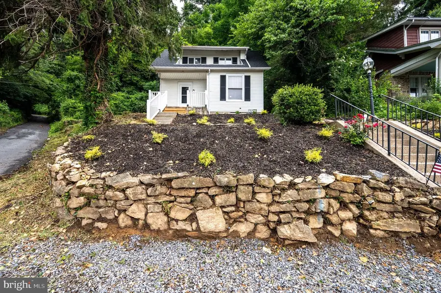 1050 Friedensburg Rd, Reading, PA 19606 - #3