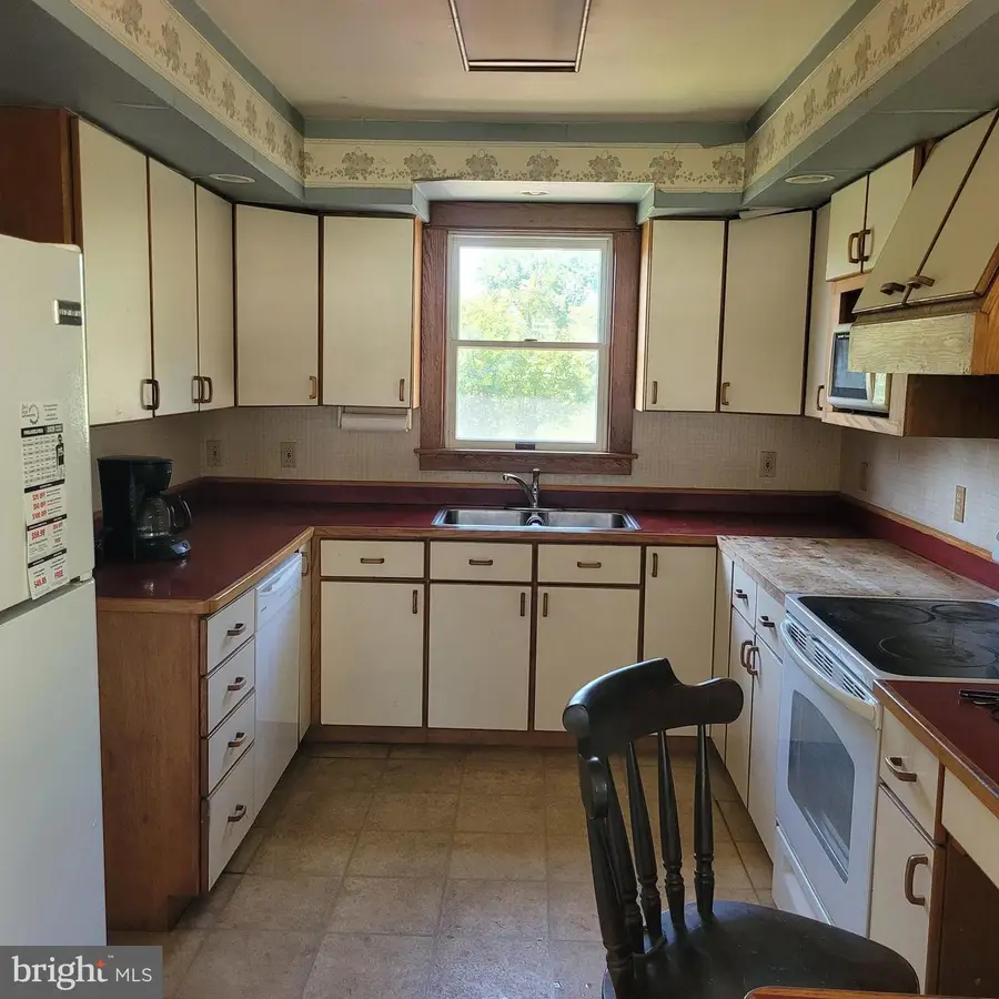 14 Club Rd, Oley, PA 19547 - #3