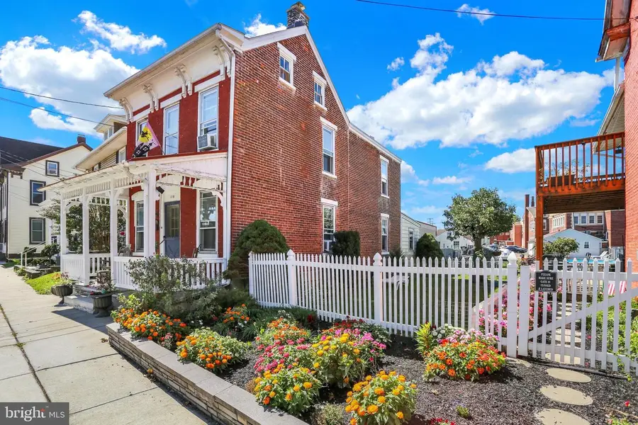 116 N Franklin St, Fleetwood, PA 19522 - #3