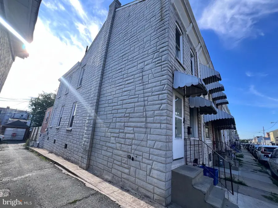 812 Locust St, Reading, PA 19604 - #3