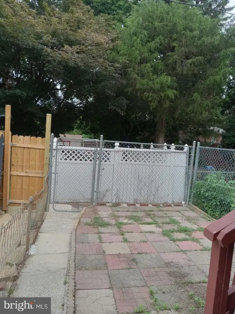 421 W Windsor St, Reading, PA 19601 - #2