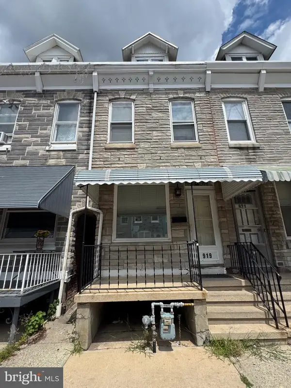 919 Perry St, READING, PA 19604