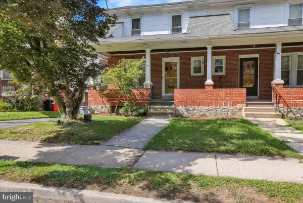 2411 Fairview Ave, READING, PA 19606
