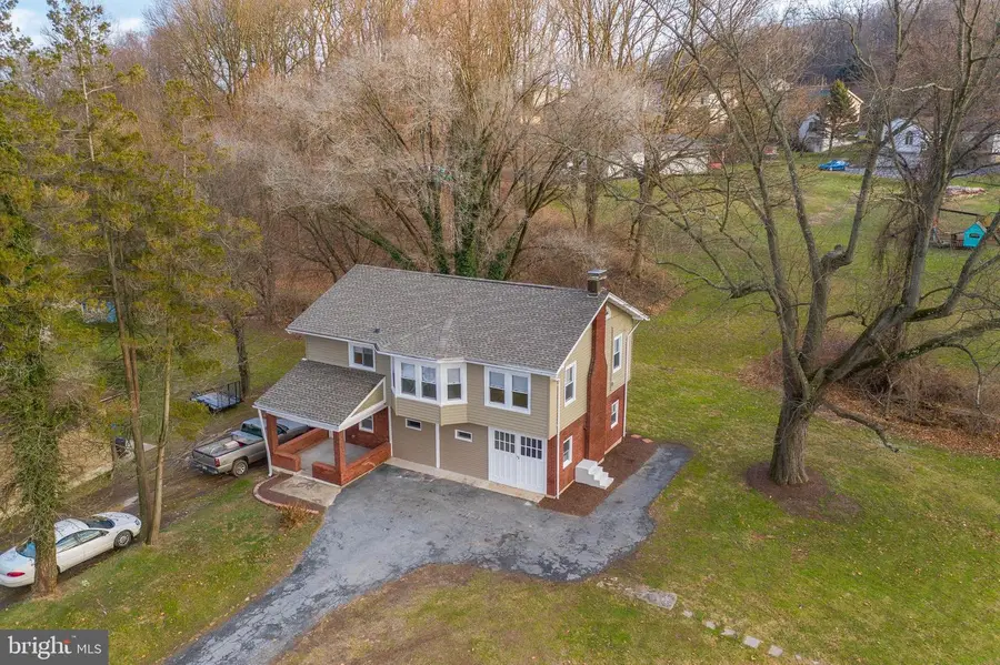 3118 Oley Turnpike Rd, Reading, PA 19606 - #2