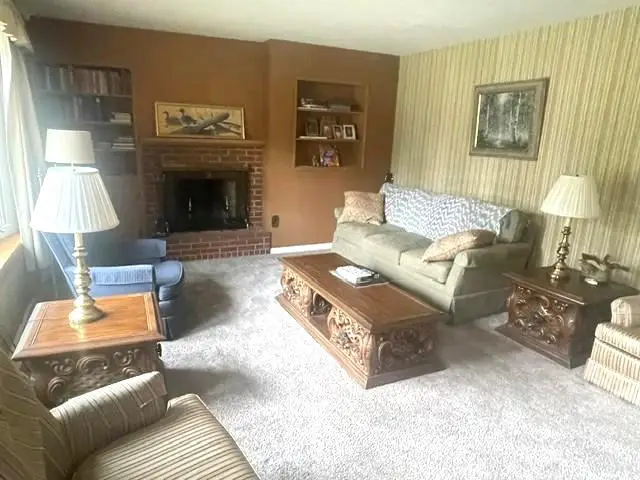 1821 Colony Dr, Reading, PA 19610 - #2