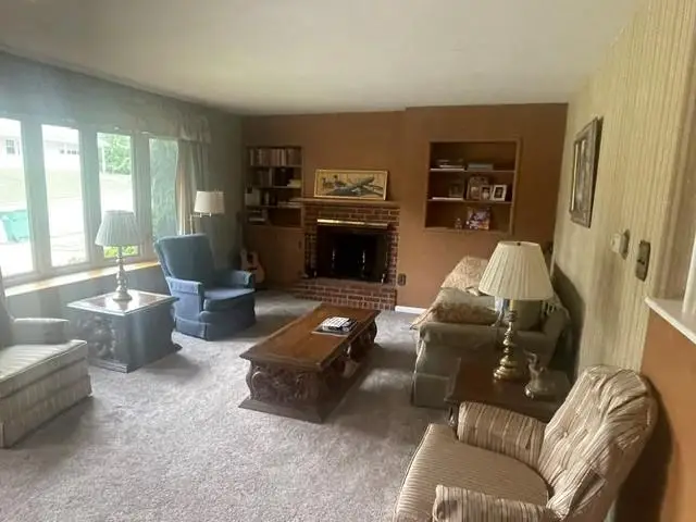 1821 Colony Dr, Reading, PA 19610 - #3