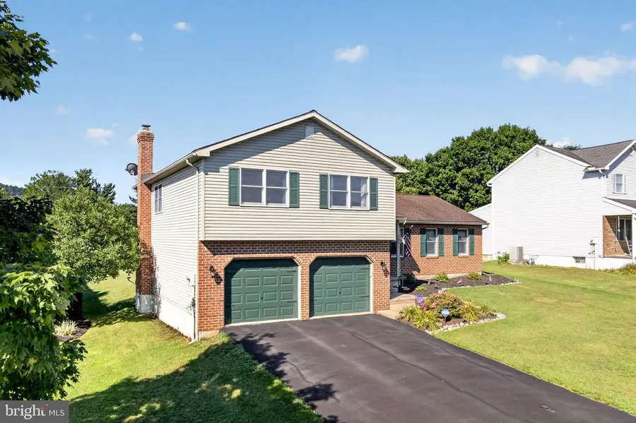 229 Sunrise Rd, Reading, PA 19606 - #3
