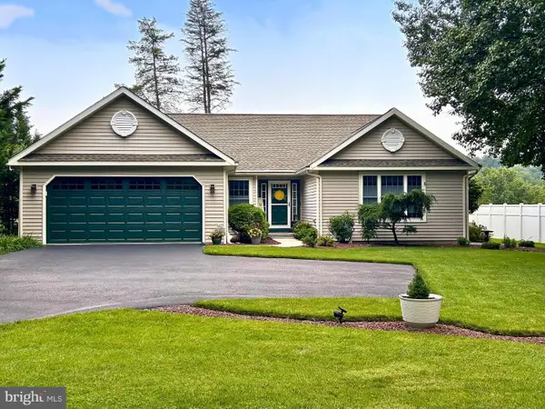 4a Sycamore Dr, READING, PA 19606