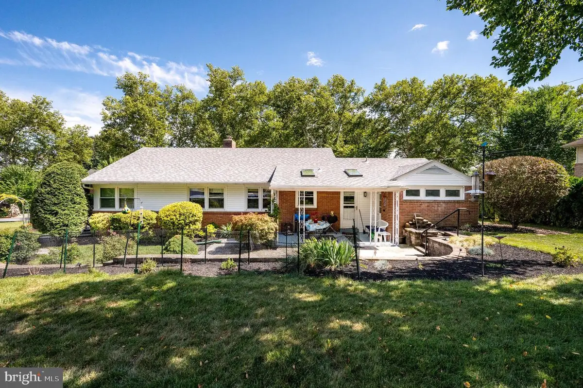 505 Sherwood St, Reading, PA 19607 - #1
