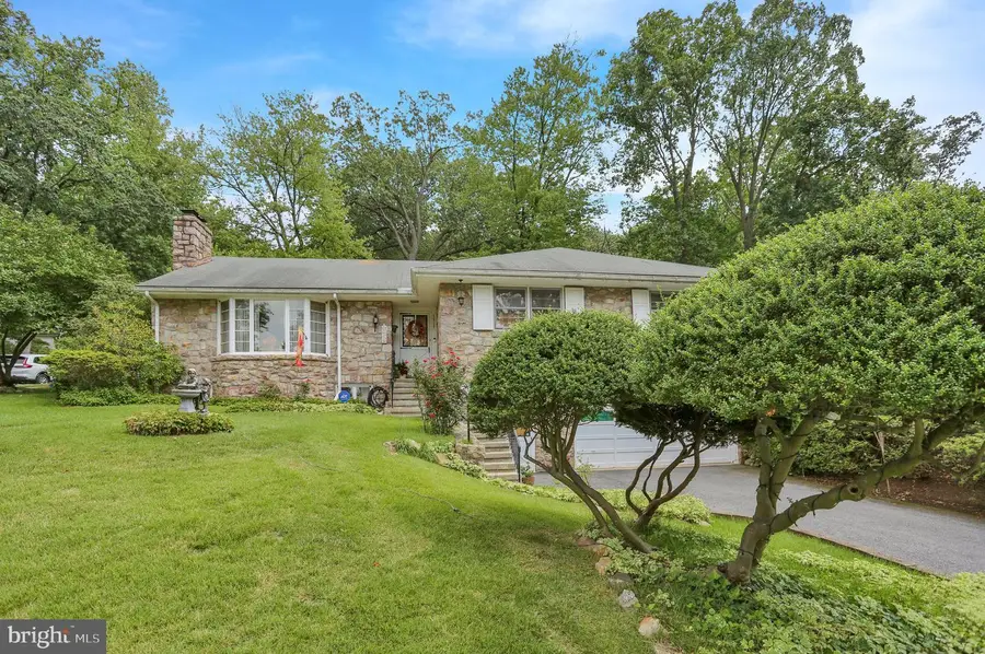 1317 Lorraine Rd, Reading, PA 19604 - #2
