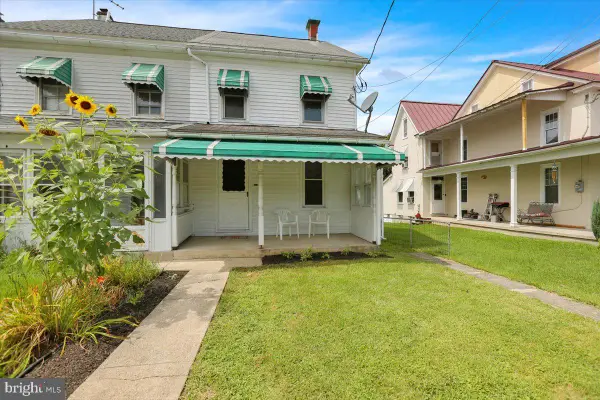 441 Krumsville Rd, KUTZTOWN, PA 19530
