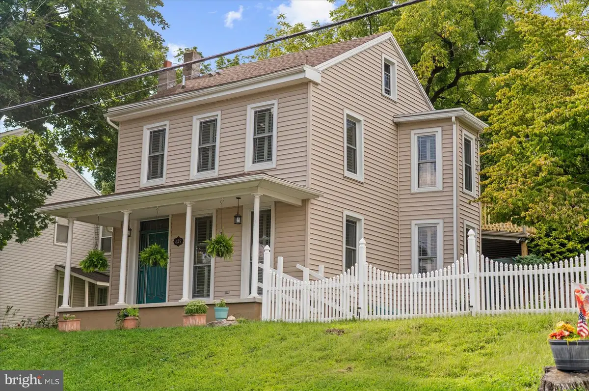 625 S Reading Ave, Boyertown, PA 19512 - #1