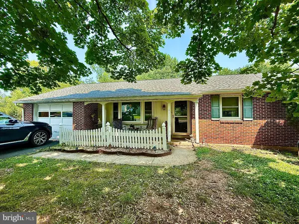411 Mill St, BOYERTOWN, PA 19512