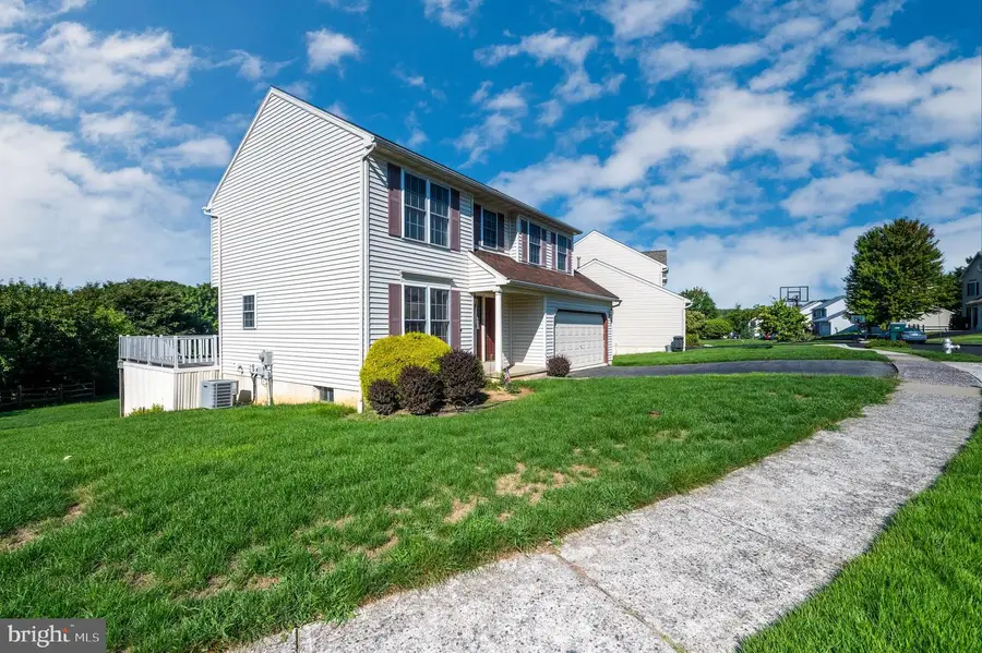 1026 Christina Dr, Leesport, PA 19533 - #3