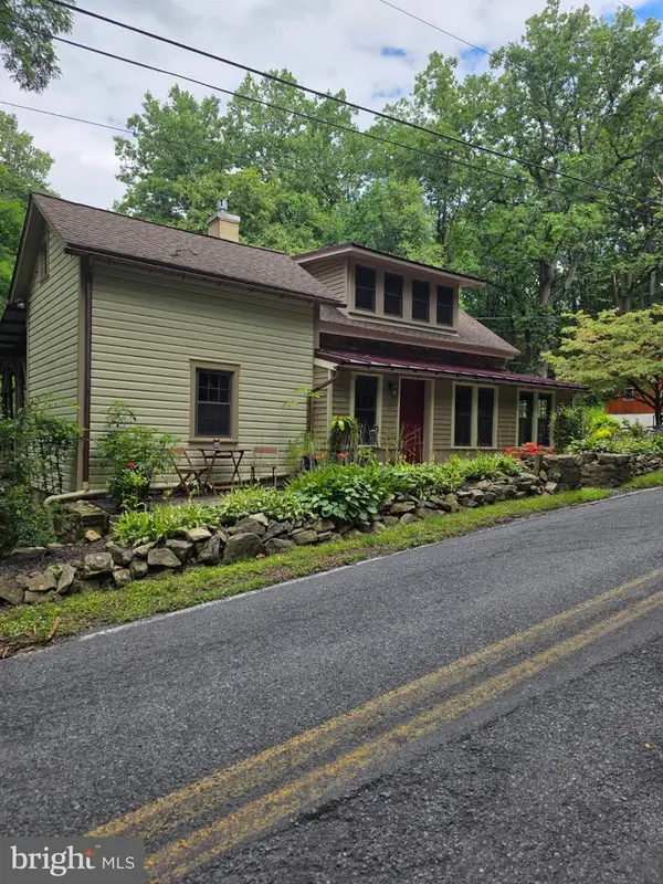 45 Wetzel Rd, MACUNGIE, PA 18062