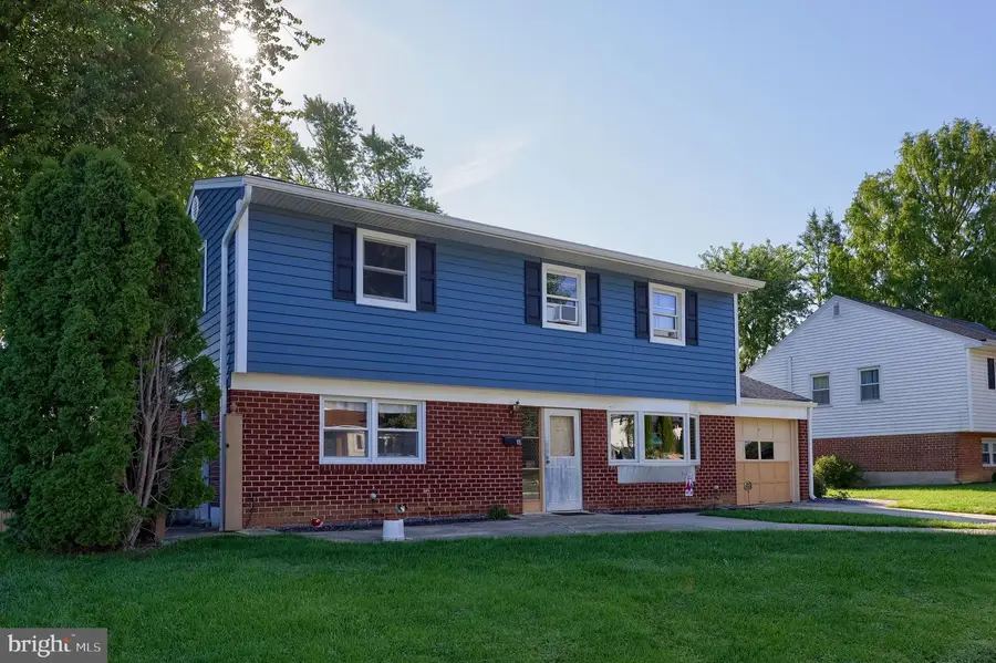 105 Radcliffe, Reading, PA 19609 - #2