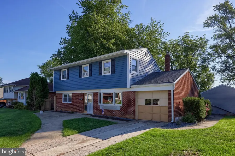 105 Radcliffe, Reading, PA 19609 - #3