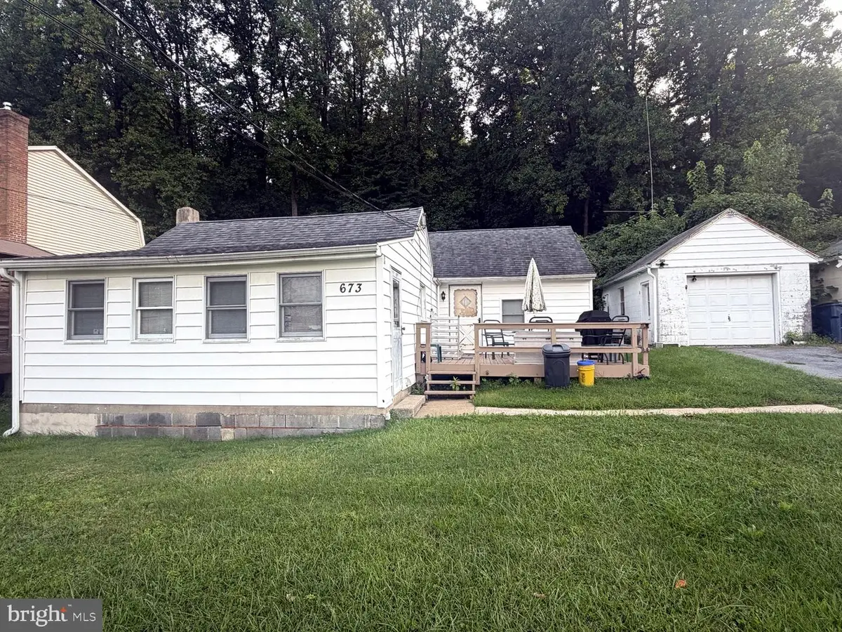 673 Fairmont Ave, Mohnton, PA 19540 - #1
