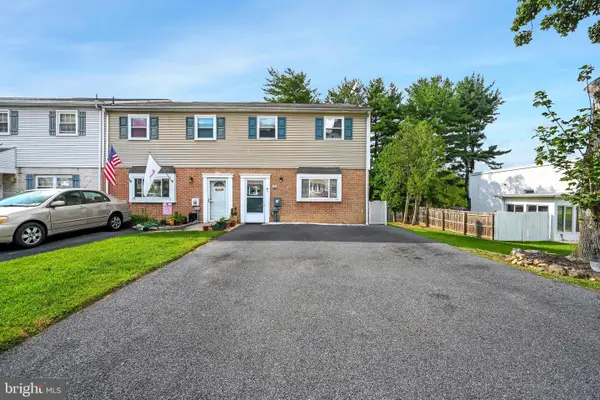 1055 Deer Run, READING, PA 19606