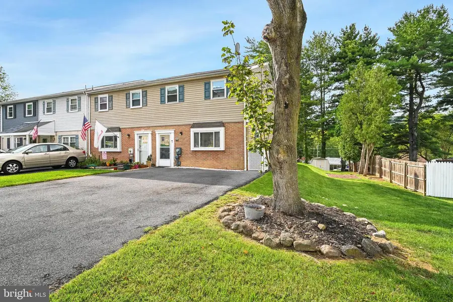 1055 Deer Run, Reading, PA 19606 - #2